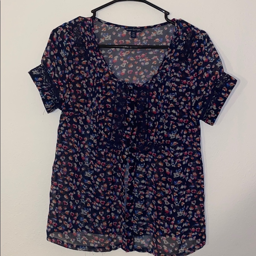 American Eagle Floral Blouse